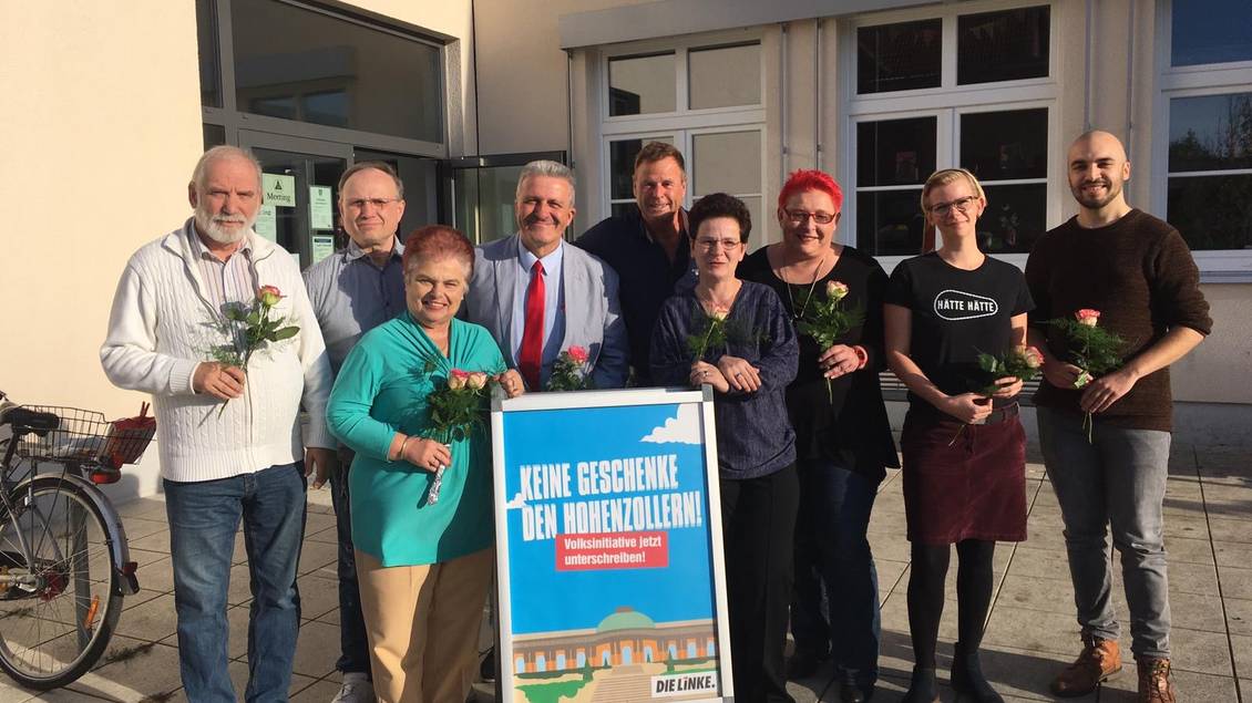 v.l.n.r.: Bernd Haselau, Otto Stache, Brigitte Degner, Jörg Schönberg, Christian Görke, Sandra Schiller, Andrea Johlige, Antje Koch, Fabian Streich (nicht im Bild: Barbara Garche)