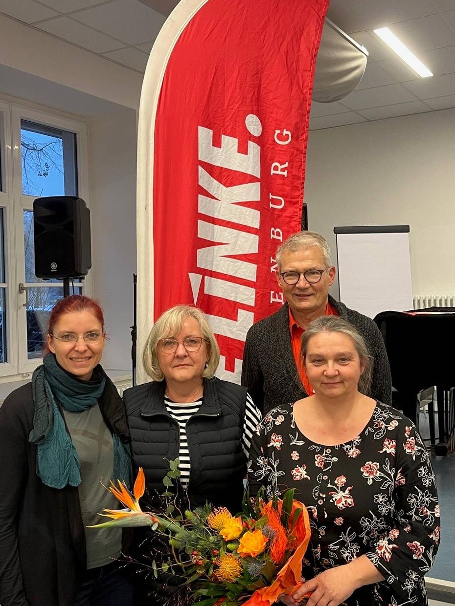 v.l.n.r.: Diana Golze, Karin Heckert, Harald Petzold, Sybille Wallat-Schwarz